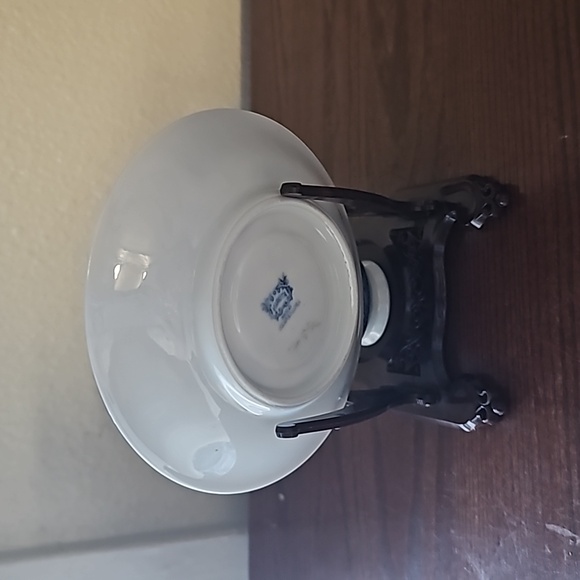 1940s Maruta Phoenix Small Japanese Tea Cup and Saucer with Stand - Picture 3 of 13